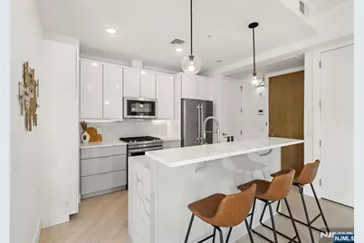 332 Newark Avenue 4A #4A, Jersey City, NJ 07302 - Photo 8