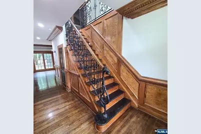 526 Moonachie Avenue, Wood Ridge, NJ 07075 - Photo 16