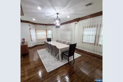 526 Moonachie Avenue, Wood Ridge, NJ 07075 - Photo 6