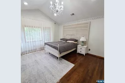 526 Moonachie Avenue, Wood Ridge, NJ 07075 - Photo 18
