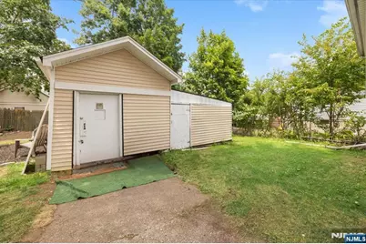 715 5th Street, Lyndhurst Township, NJ 07071 - Photo 28