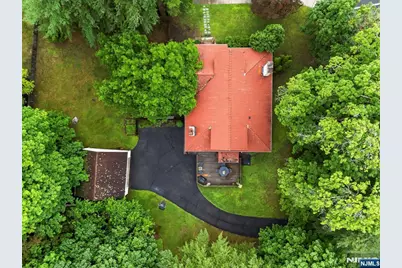 580 Wyckoff Avenue, Mahwah, NJ 07430 - Photo 2