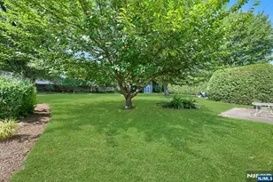 725 Millbrook Rd, River Edge, NJ 07661 - Photo 2