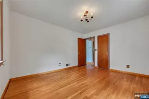 725 Millbrook Rd, River Edge, NJ 07661 - Photo 8