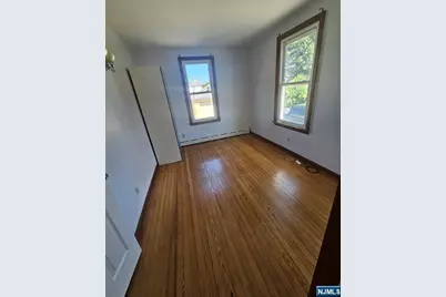 268 Palisade Avenue 1st Floor #1st floor, Garfield, NJ 07026 - Photo 2