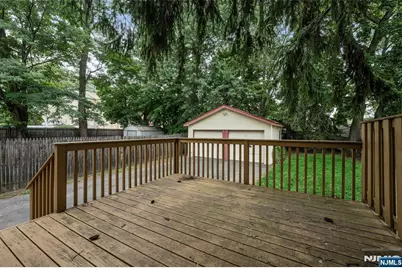 35 Park Avenue, Dumont, NJ 07628 - Photo 32
