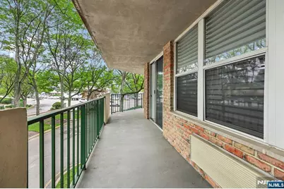 200 Grand Cove Way 2D #2D, Edgewater, NJ 07020 - Photo 26