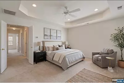 96 Hickory Hill Boulevard 1205 #1205, Totowa, NJ 07512 - Photo 6