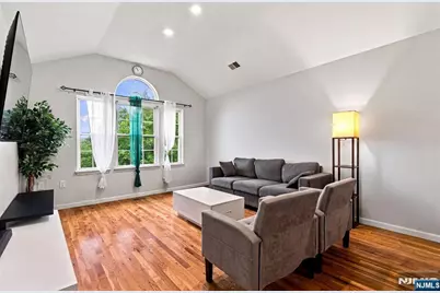 312 Orange Street, Newark, NJ 07103 - Photo 2