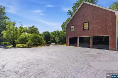 60X Brookside Drive, Upper Saddle River, NJ 07458 - Photo 46