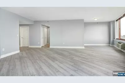 100 Old Palisade Road 3406 #3406, Fort Lee, NJ 07024 - Photo 6