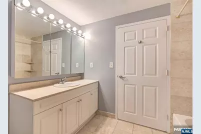 100 Old Palisade Road 3406 #3406, Fort Lee, NJ 07024 - Photo 18