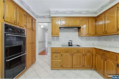 249 River Drive, Elmwood Park, NJ 07407 - Photo 8