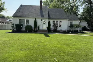 800 Asbury St, New Milford, NJ 07646 - Photo 1