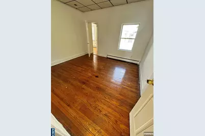 18 Union Avenue, Bloomingdale, NJ 07403 - Photo 8