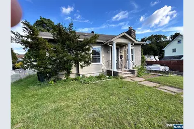 18 Union Avenue, Bloomingdale, NJ 07403 - Photo 1