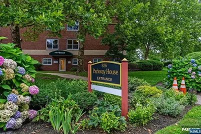 926 Bloomfield Avenue, Glen Ridge, NJ 07028 - Photo 26