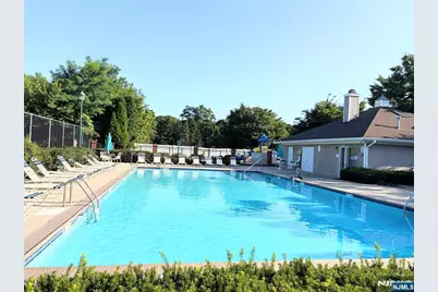 1041 Cumberland Court, Mahwah, NJ 07430 - Photo 16
