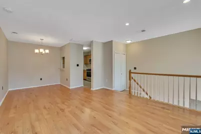 1041 Cumberland Court, Mahwah, NJ 07430 - Photo 2