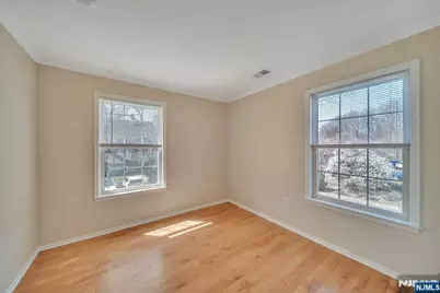 1041 Cumberland Court, Mahwah, NJ 07430 - Photo 12