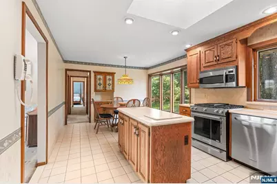 168 Rafkind Road, Bloomingdale, NJ 07403 - Photo 4