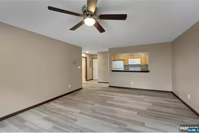 25 Market C7 #C7, Saddle Brook Township, NJ 07607 - Photo 6