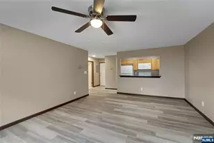 25 Market C7, Saddle Brook Township, NJ 07607 - Photo 6