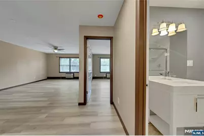 25 Market C7 #C7, Saddle Brook Township, NJ 07607 - Photo 8