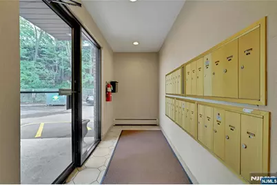 25 Market C7 #C7, Saddle Brook Township, NJ 07607 - Photo 16