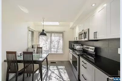 1537 John Street 7 #7, Fort Lee, NJ 07024 - Photo 12