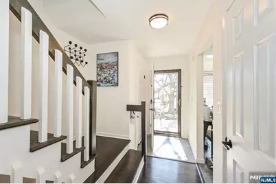 1537 John Street 7 #7, Fort Lee, NJ 07024 - Photo 2