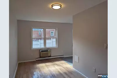 257 Essex Street 7 #7, Hackensack, NJ 07601 - Photo 4