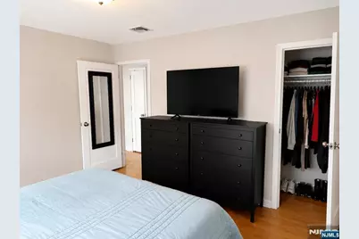 3-11 Pickett Place, Fair Lawn, NJ 07410 - Photo 4