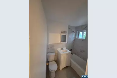 55 Bergen Boulevard 6A #6A, Palisades Park, NJ 07650 - Photo 2