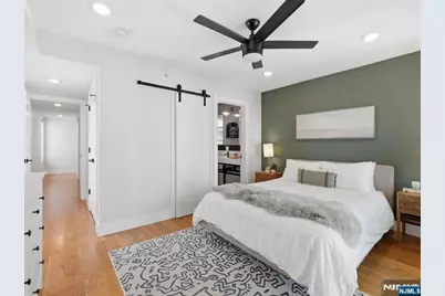 22 Lincoln Street 3 #3, Jersey City, NJ 07307 - Photo 16