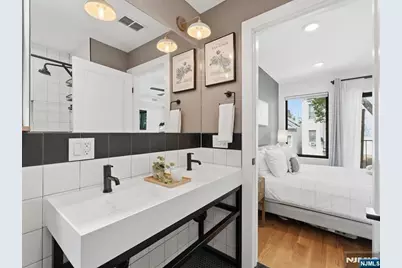 22 Lincoln Street 3 #3, Jersey City, NJ 07307 - Photo 22