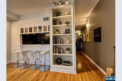 227 Columbus Drive 113B #113b, Jersey City, NJ 07302 - Photo 2
