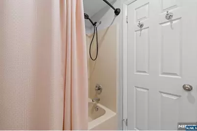 555 Riverside Avenue 12 #12, Rutherford, NJ 07070 - Photo 16