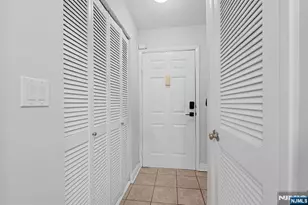 555 Riverside Ave 12, Rutherford, NJ 07070 - Photo 4
