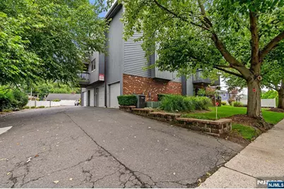 555 Riverside Avenue 12 #12, Rutherford, NJ 07070 - Photo 2