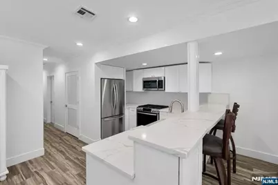 901 Palisade Avenue 1 #1, Union City, NJ 07087 - Photo 6