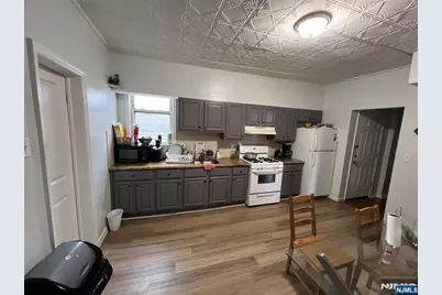 74 Chambers Street, Newark, NJ 07105 - Photo 26