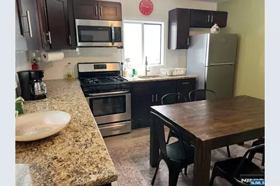 74 Chambers Street, Newark, NJ 07105 - Photo 4