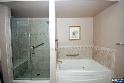 8 Pebble Road C2 #C2, Woodland Park, NJ 07424 - Photo 18