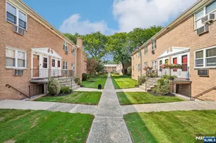 725 Joralemon Street 127, Belleville, NJ 07109 - Photo 4