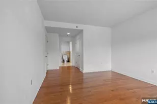 5109 City Pl, Edgewater, NJ 07020 - Photo 12