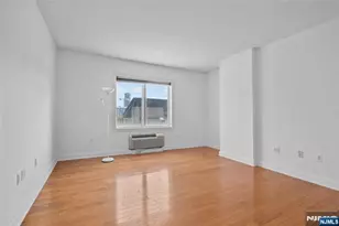 5109 City Pl, Edgewater, NJ 07020 - Photo 6