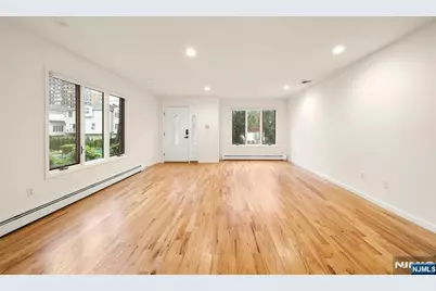 157 English Street, Fort Lee, NJ 07024 - Photo 4
