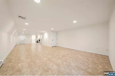157 English Street, Fort Lee, NJ 07024 - Photo 22