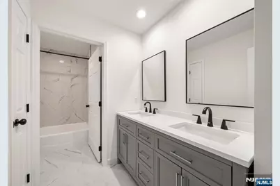 157 English Street, Fort Lee, NJ 07024 - Photo 18